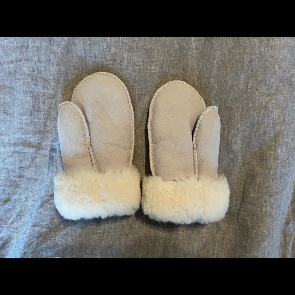 Sheerling mittens